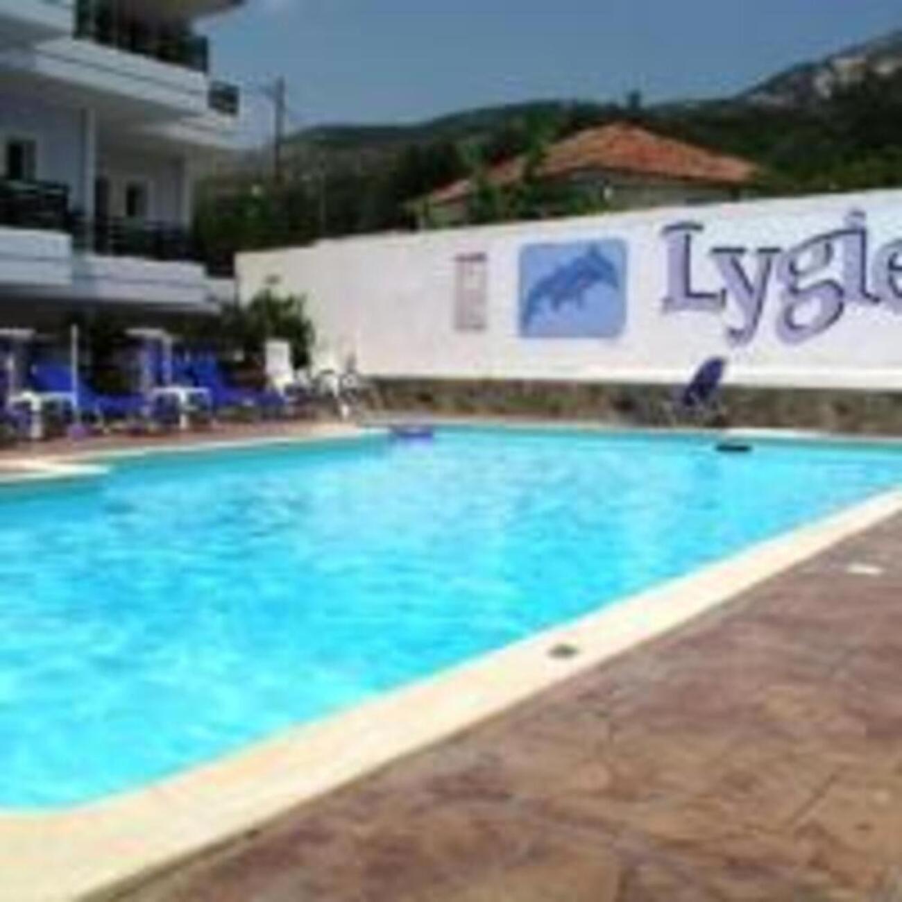 Lygies Apart Hotel Trapezaki  Zewnętrze zdjęcie