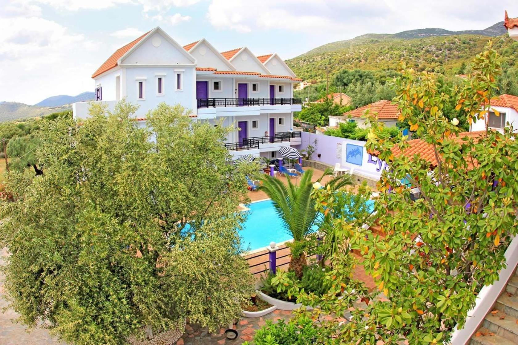 Lygies Apart Hotel Trapezaki  Zewnętrze zdjęcie