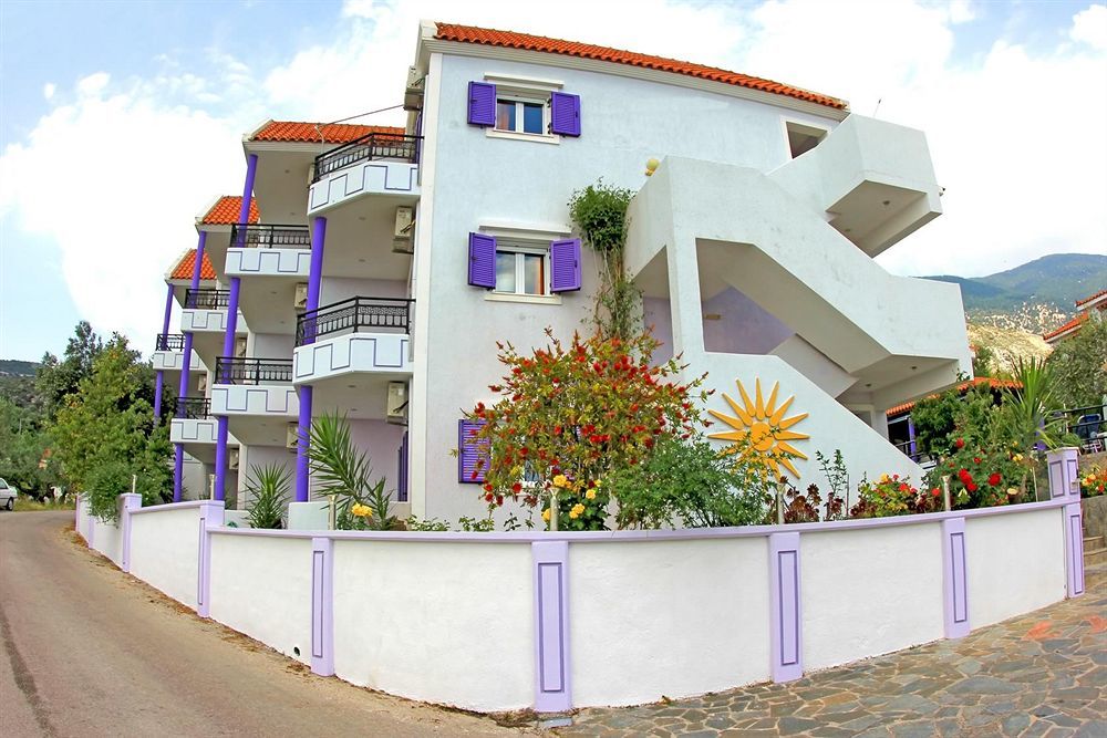 Lygies Apart Hotel Trapezaki  Zewnętrze zdjęcie